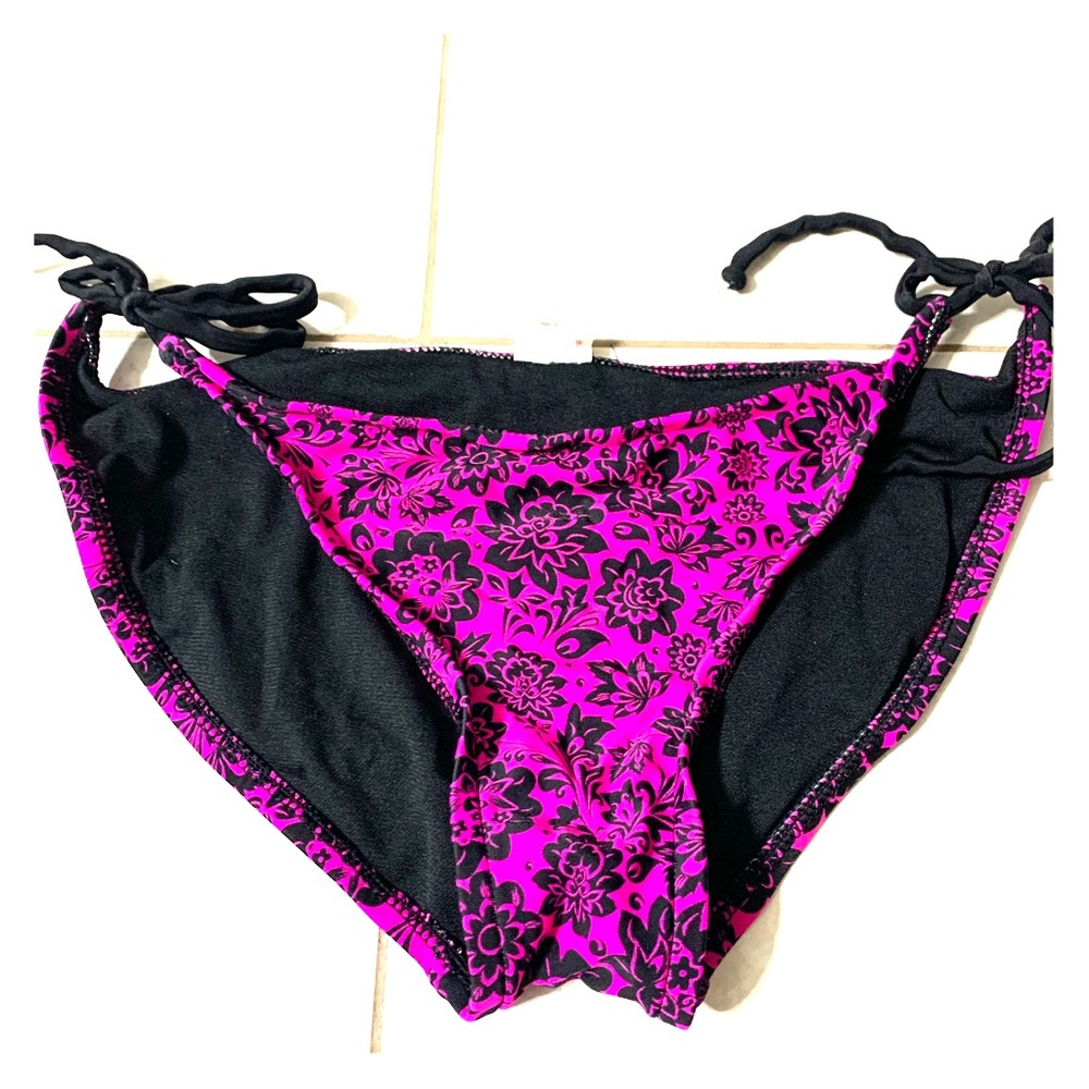 Xhilaration bikini bottom